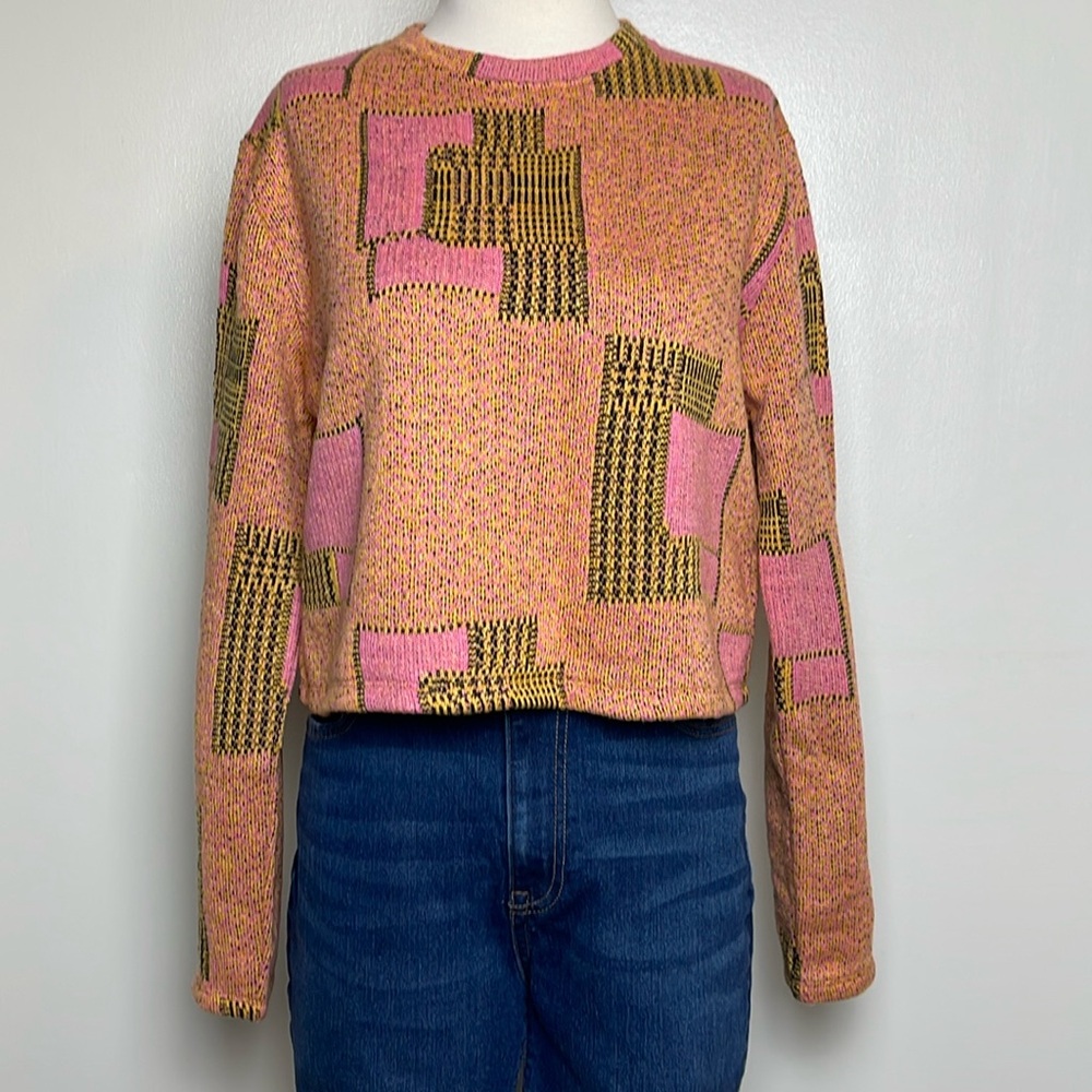 ZARA Pink Geometric Crop Sweater ~ Medium